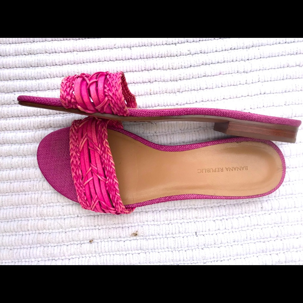 Banana Republic Raffia Flat, Slides, Pink